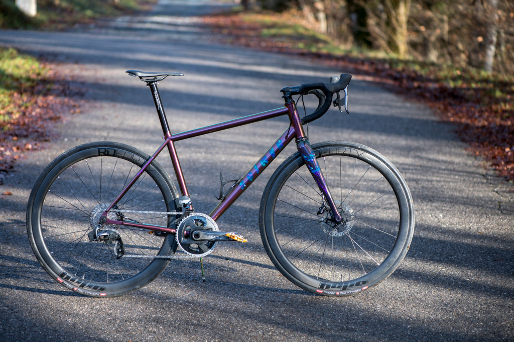 THE FULL CUSTOM